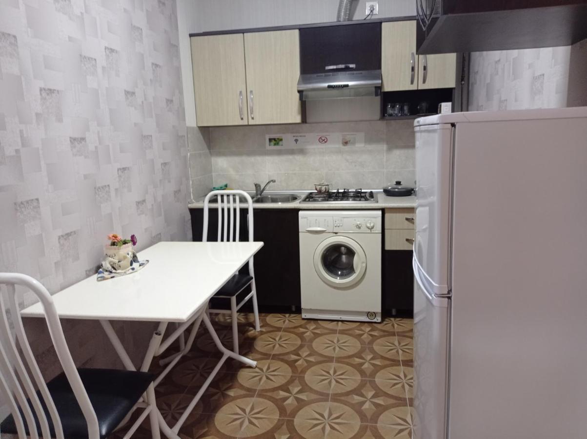 Bizim Ev Hostel Нафталан Екстериор снимка