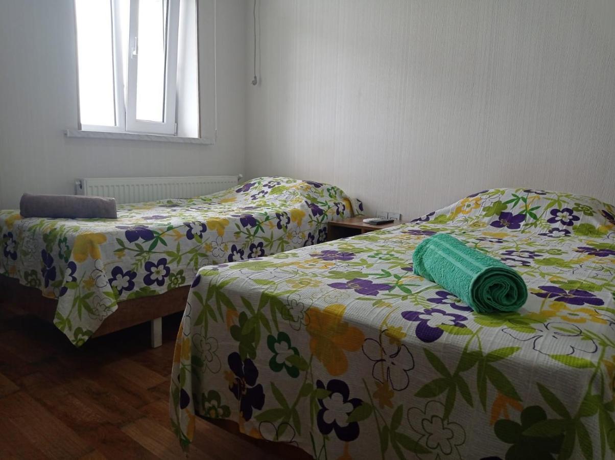 Bizim Ev Hostel Нафталан Екстериор снимка